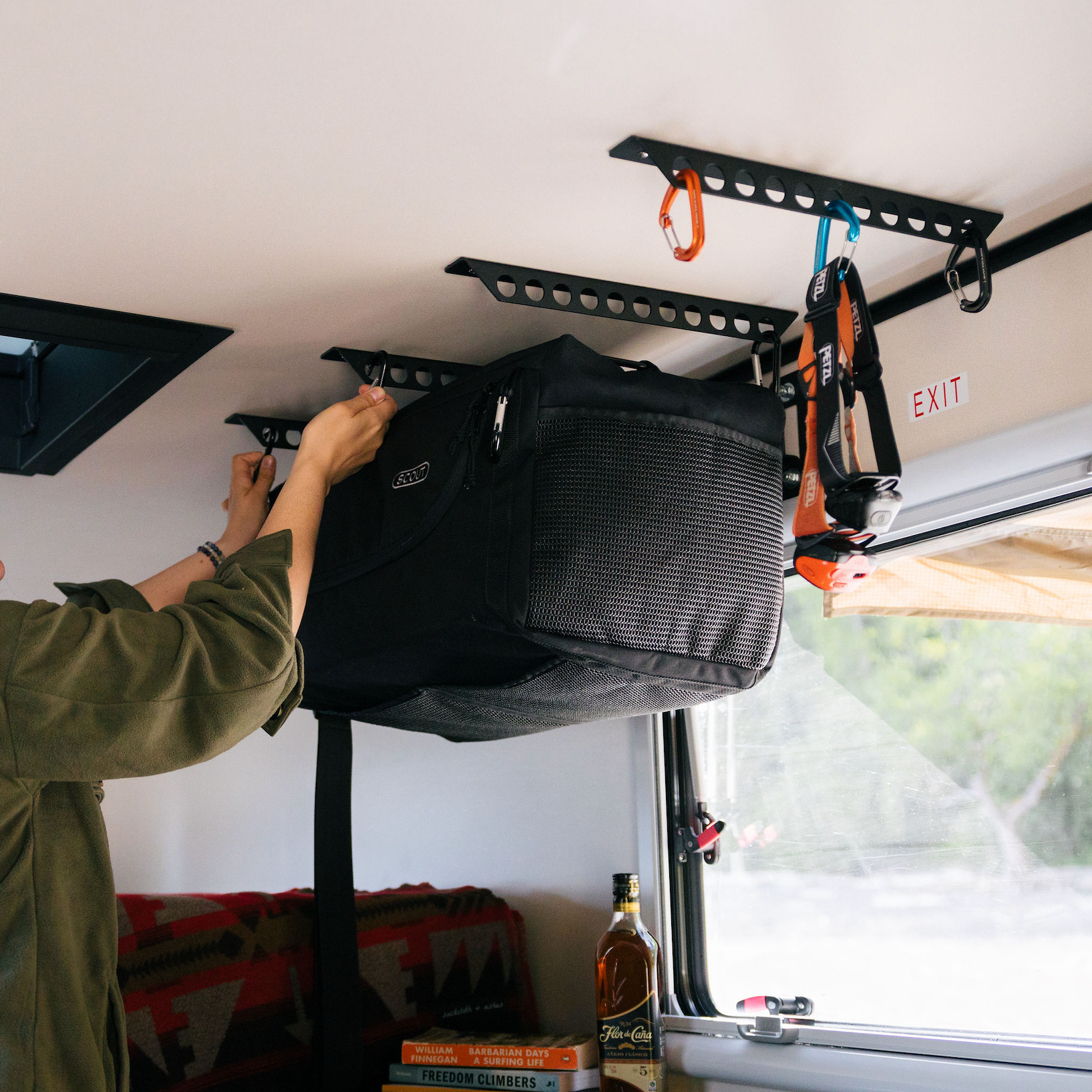 Hanging Storage Closet Bag