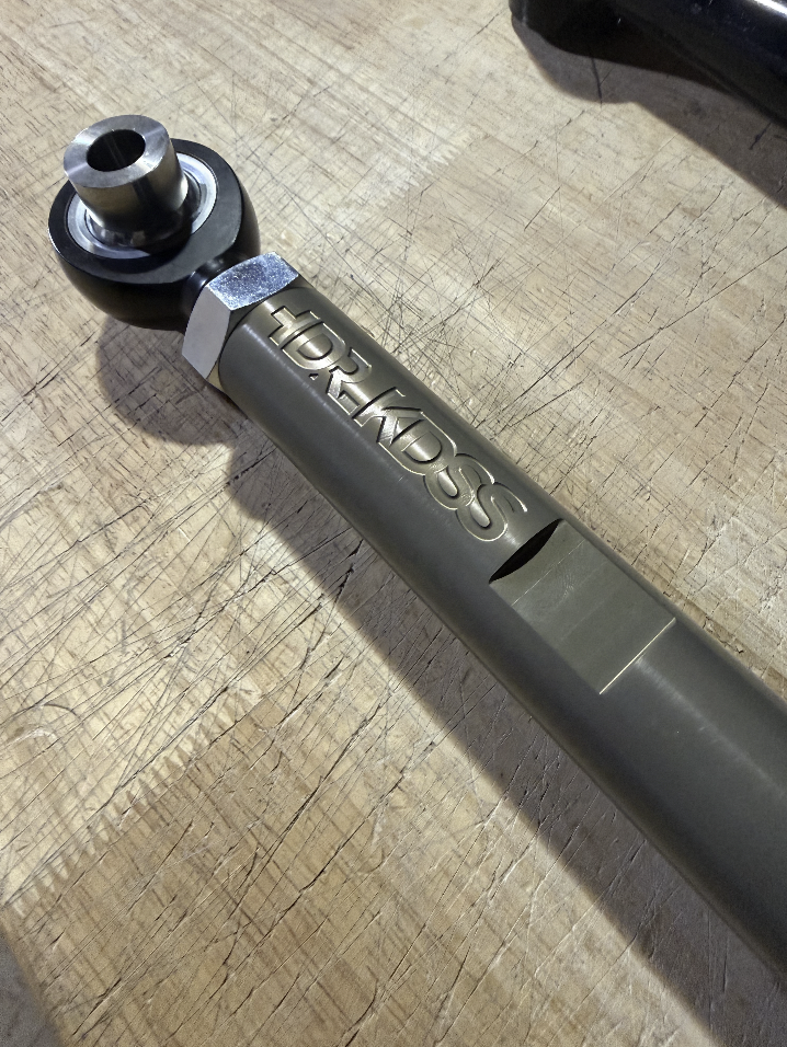 Track Bar (gen4&5 4r / gx460&470/ FJ cruisers / prado 150)