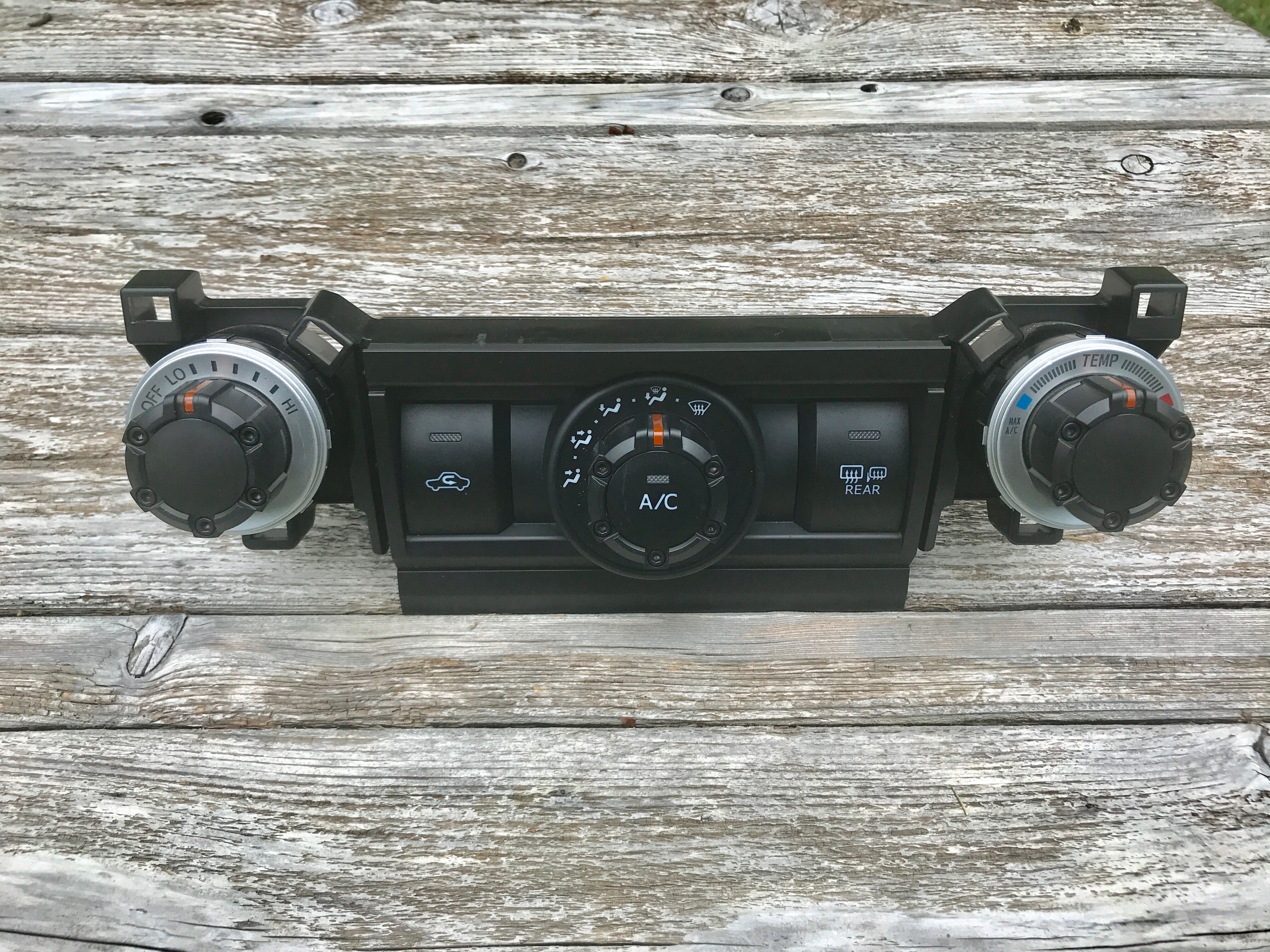Climate Knobs (5th Gen 4Runner) - BLACK
