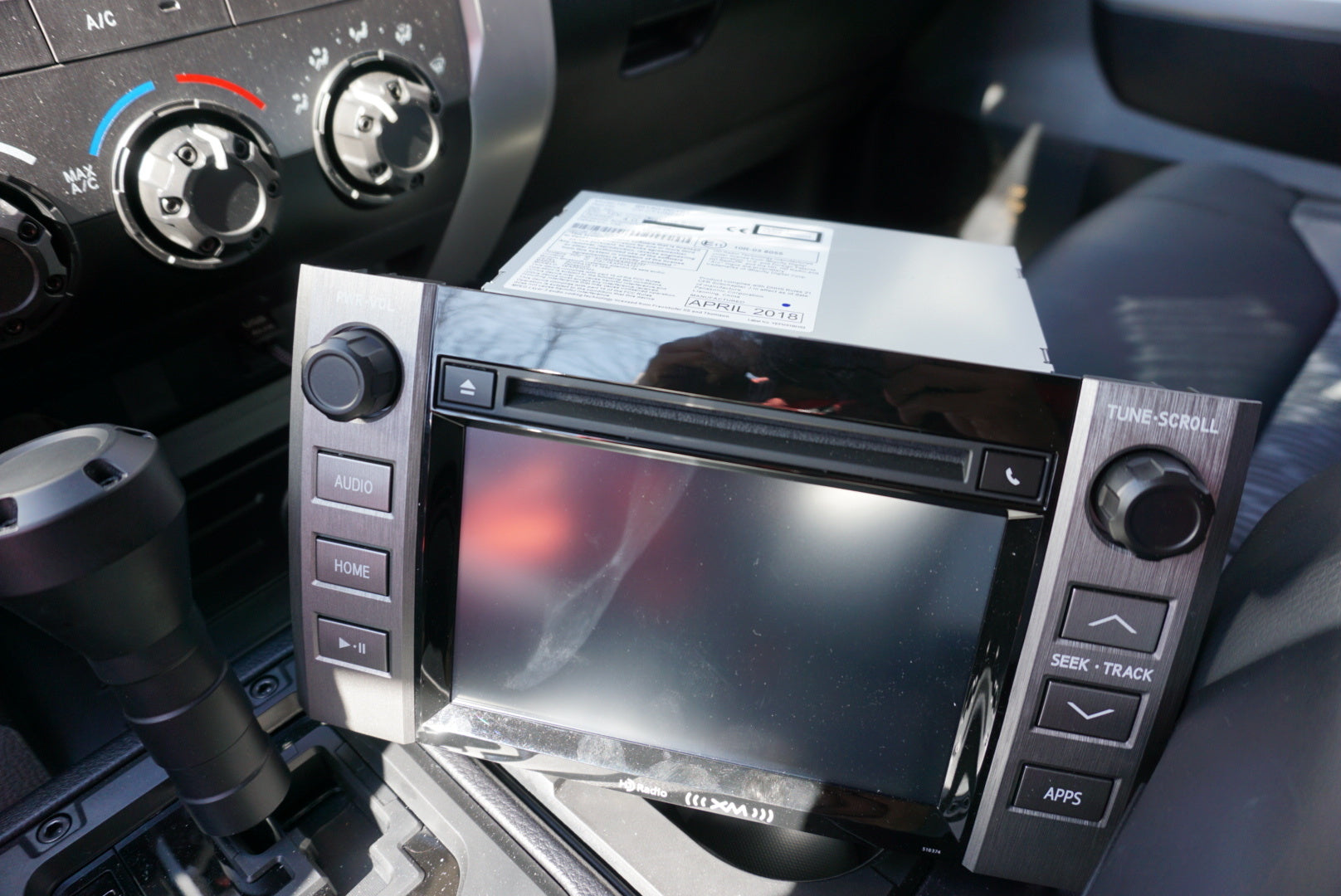 Radio Knobs (2014-2019 Tundra) - ARMY GREEN
