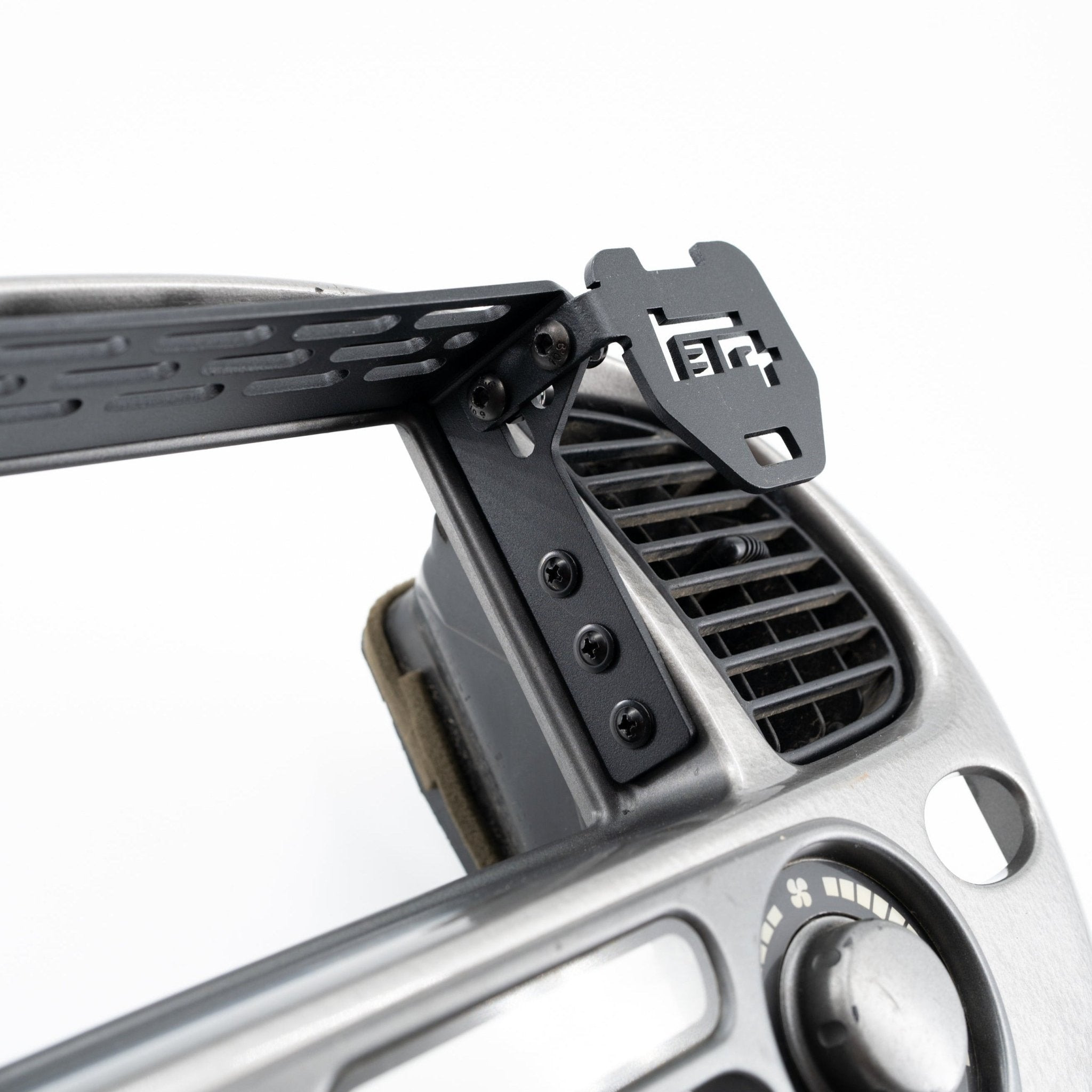 1st Gen Tundra (00 - 06) Center Console Dash Modular Accessory Mount (MAM)