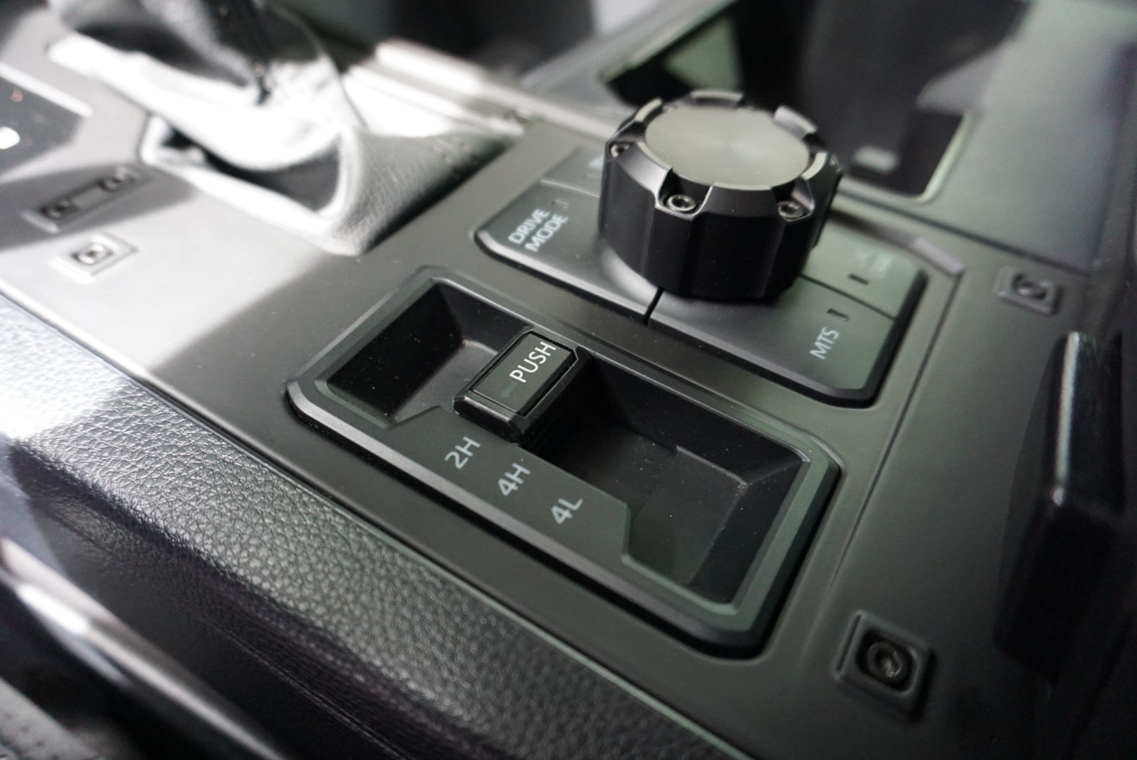 4x4 Button Trim (2022+ Tundra) - BLACK