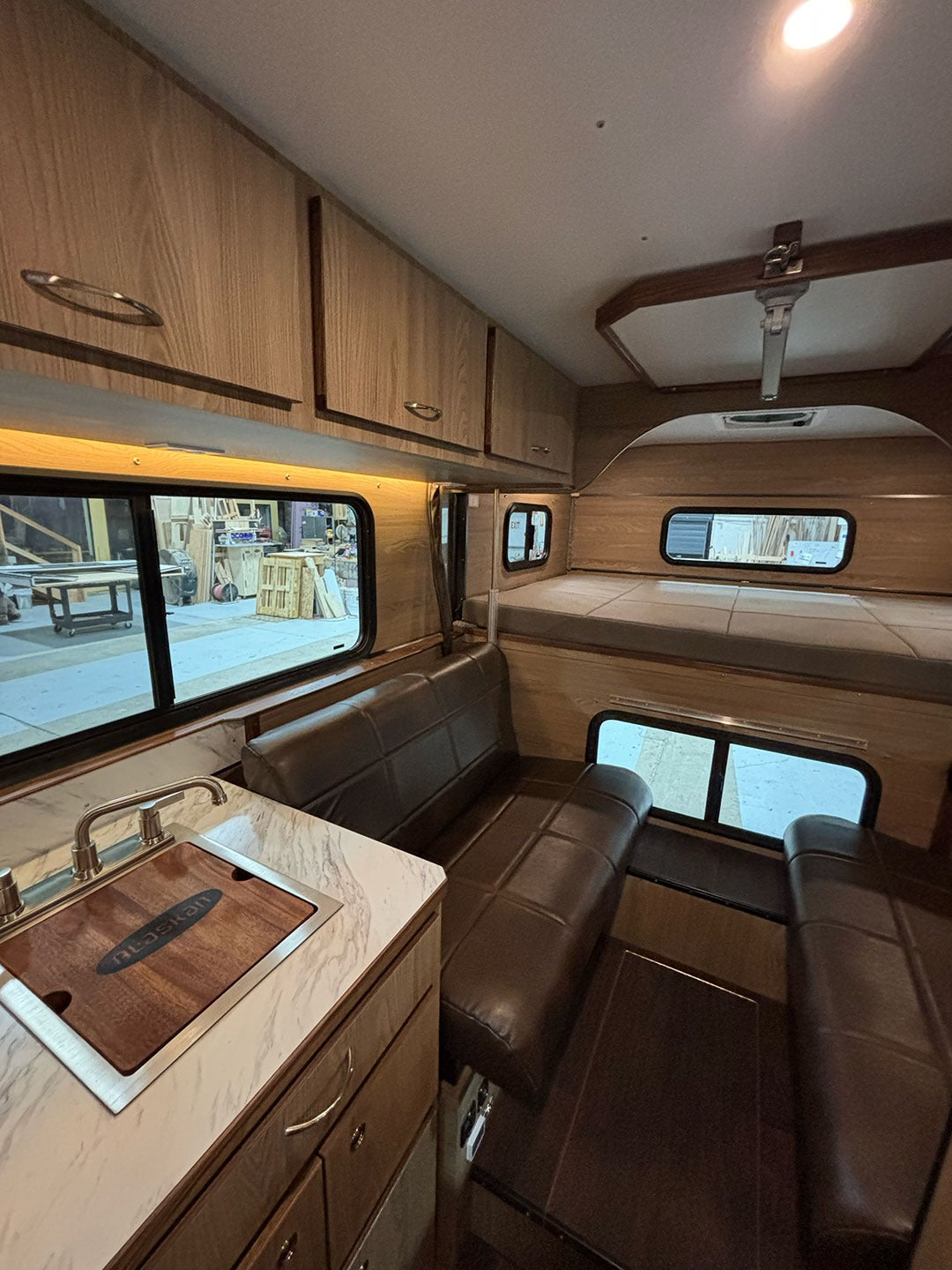 IN STOCK: 2026 Alaskan 800 SI (#5781)