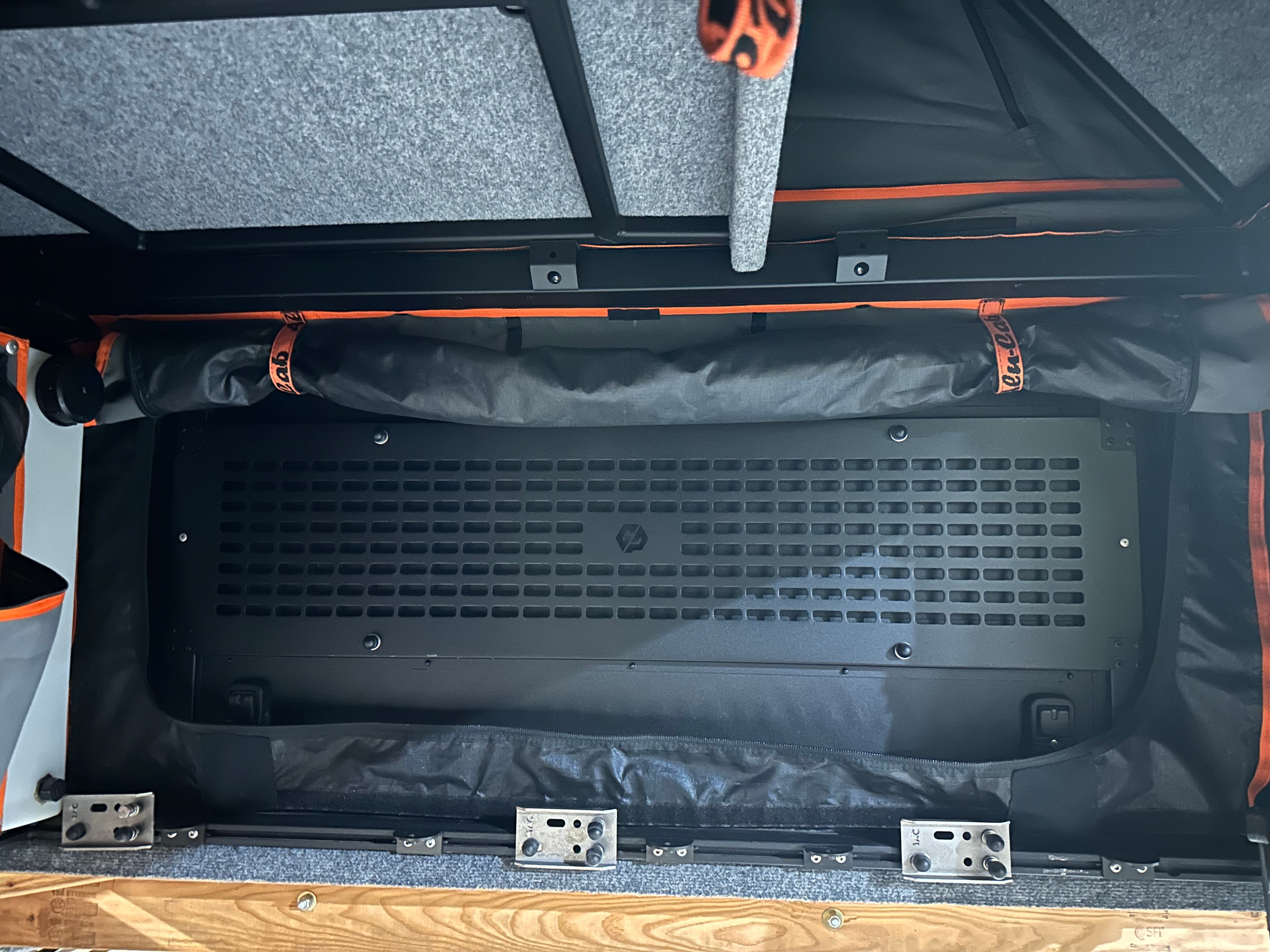 IN STOCK: Used Alu-Cab Canopy Camper - 5' Bed (#4907)