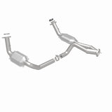 MagnaFlow Conv DF 02-06 Cadillac Truck. 8 5.3L Dual Conv. Y-Pipe Assy 2wd/Chevy Truck 99-07