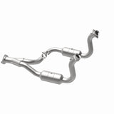 Magnaflow Conv DF 08-10 Ford F-250/F-250 SD/F-350/F-350 SD 5.4L/6.8L / F-450 SD 6.8L Y-Pipe Assembly